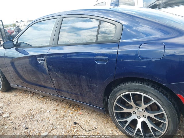 46095880 :رقم المزاد ، 2C3CDXHG1FH805462 vin ، 2015 Dodge Charger Sxt مزاد بيع