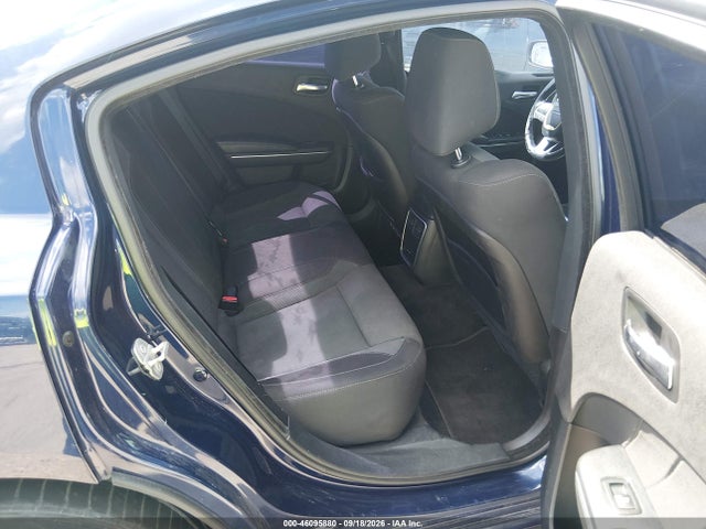 46095880 :رقم المزاد ، 2C3CDXHG1FH805462 vin ، 2015 Dodge Charger Sxt مزاد بيع