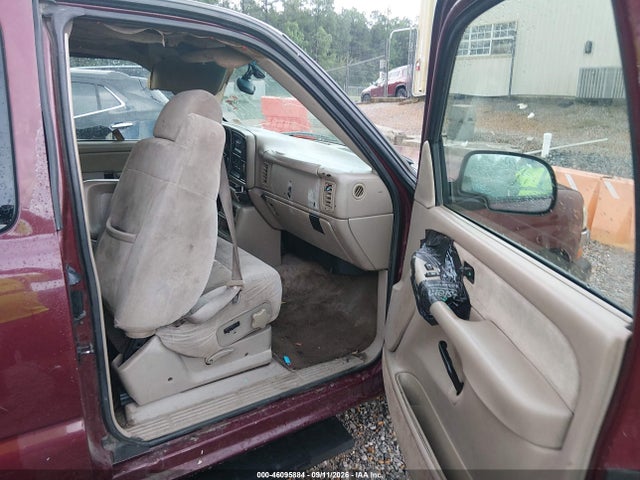 Aukcja sprzedaży 2002 Chevrolet Silverado 1500 Ls, vin: 2GCEC19TX21165271, numer aukcji: 46095884