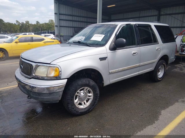 46095891 :رقم المزاد ، 1FMEU16W51LA97588 vin ، 2001 Ford Expedition Xlt مزاد بيع