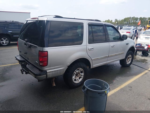 46095891 :رقم المزاد ، 1FMEU16W51LA97588 vin ، 2001 Ford Expedition Xlt مزاد بيع