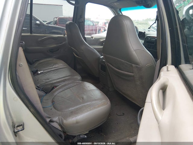 46095891 :رقم المزاد ، 1FMEU16W51LA97588 vin ، 2001 Ford Expedition Xlt مزاد بيع