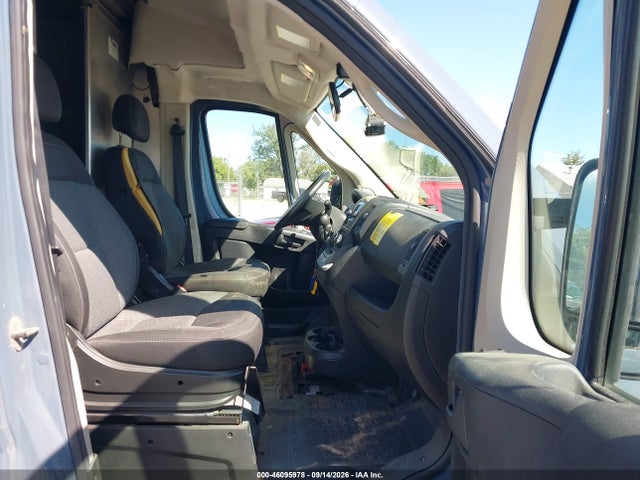 46095978 :رقم المزاد ، 3C6URVJG8KE564433 vin ، 2019 Ram Promaster 3500 Cargo Van High Roof 159 Wb Ext مزاد بيع