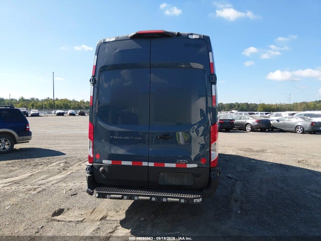 46095983 :رقم المزاد ، 1FTBR3X87MKA55955 vin ، 2021 Ford Transit-250 Cargo Van مزاد بيع