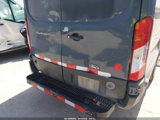 1FTYR3XM5KKB32973 Ford Transit-250