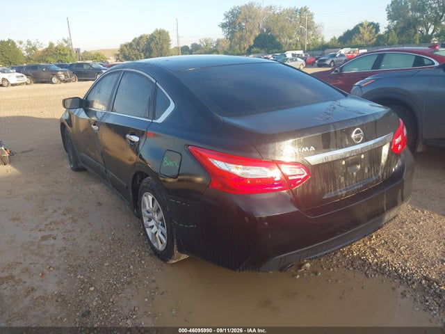2016 Nissan Altima 2.5 S მანქანა იყიდება აუქციონზე, vin: 1N4AL3AP8GC111810, აუქციონის ნომერი: 46095990