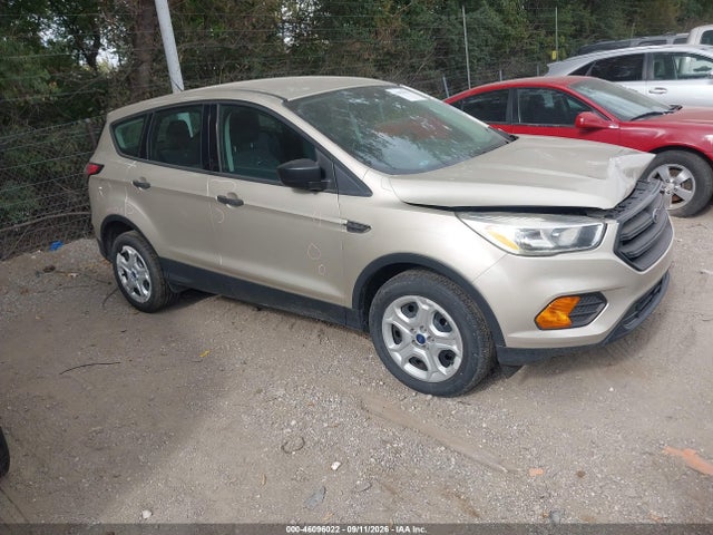 2017 Ford Escape S მანქანა იყიდება აუქციონზე, vin: 1FMCU0F71HUF04479, აუქციონის ნომერი: 46096022