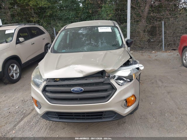 2017 Ford Escape S მანქანა იყიდება აუქციონზე, vin: 1FMCU0F71HUF04479, აუქციონის ნომერი: 46096022