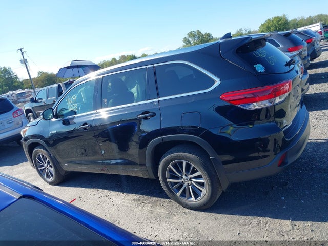 2017 Toyota Highlander Hybrid Xle მანქანა იყიდება აუქციონზე, vin: 5TDJGRFH8HS024735, აუქციონის ნომერი: 46096028