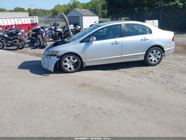 46096077 :رقم المزاد ، 2HGFA16508H319455 vin ، 2008 Honda Civic Lx مزاد بيع