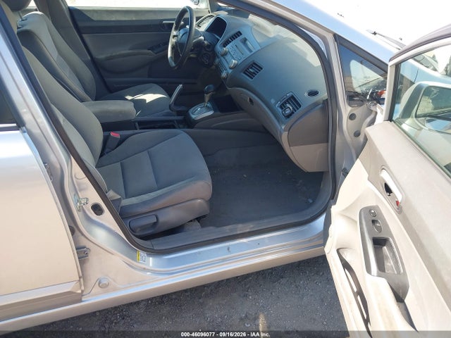 46096077 :رقم المزاد ، 2HGFA16508H319455 vin ، 2008 Honda Civic Lx مزاد بيع