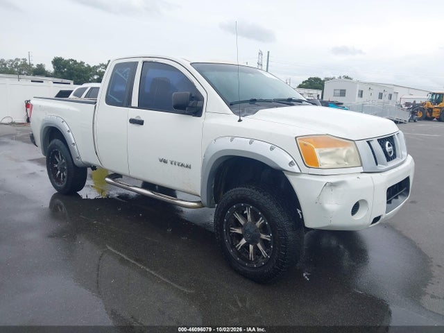 46096079 :رقم المزاد ، 1N6BA06A99N300686 vin ، 2009 Nissan Titan Xe مزاد بيع