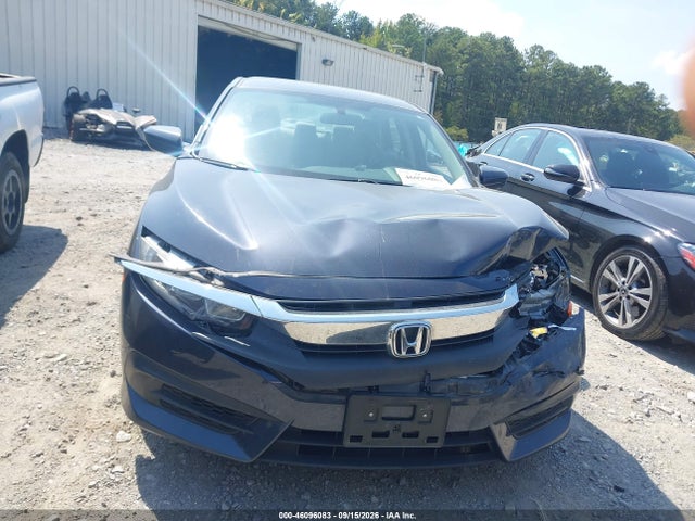 Продаж на аукціоні авто 2018 Honda Civic Lx, vin: 2HGFC2F56JH610242, номер лоту: 46096083