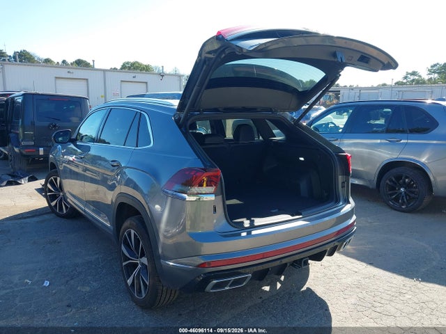 Auction sale of the 2025 Volkswagen Atlas Cross Sport 2.0t Sel Premium R-line, vin: 1V2FE2CA2SC207159, lot number: 46096114