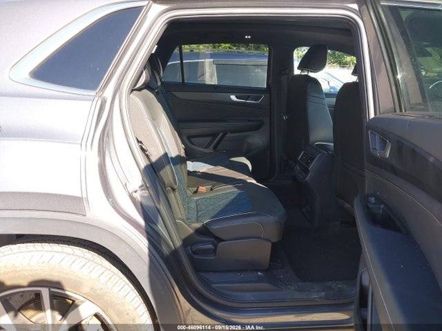 Auction sale of the 2025 Volkswagen Atlas Cross Sport 2.0t Sel Premium R-line, vin: 1V2FE2CA2SC207159, lot number: 46096114