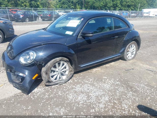 46096125 :رقم المزاد ، 3VWFD7AT7JM712307 vin ، 2018 Volkswagen Beetle 2.0t Coast/2.0t S مزاد بيع