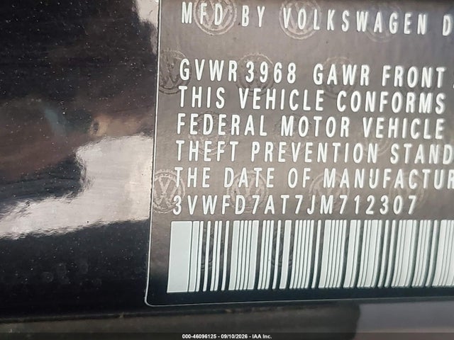 46096125 :رقم المزاد ، 3VWFD7AT7JM712307 vin ، 2018 Volkswagen Beetle 2.0t Coast/2.0t S مزاد بيع