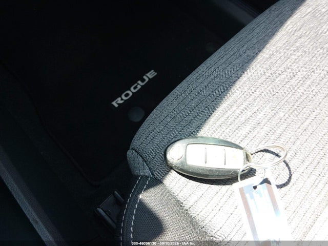 46096130 :رقم المزاد ، 5N1AT3AB1MC805888 vin ، 2021 Nissan Rogue S Intelligent Awd مزاد بيع