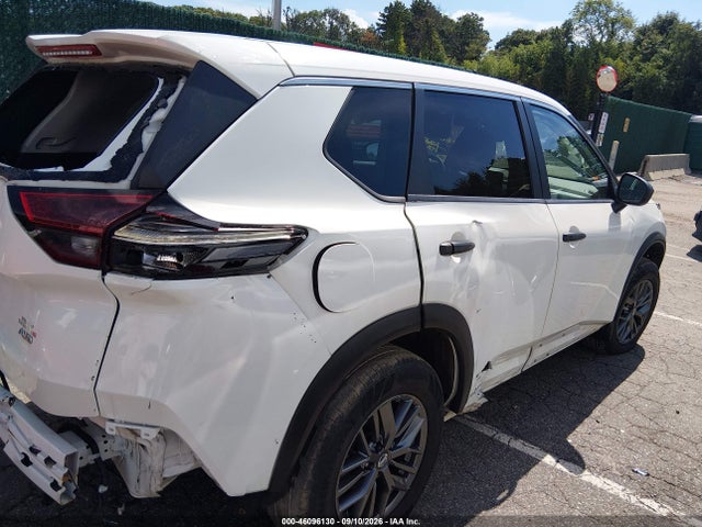 46096130 :رقم المزاد ، 5N1AT3AB1MC805888 vin ، 2021 Nissan Rogue S Intelligent Awd مزاد بيع