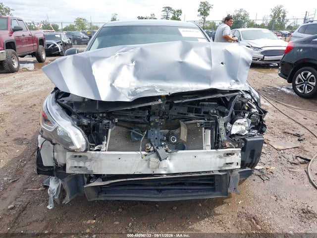 46096132 :رقم المزاد ، 1N4BL4BV9LC196822 vin ، 2020 Nissan Altima S Fwd مزاد بيع