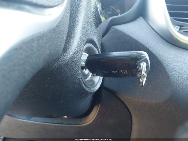 2019 Kia Sorento 3.3l S მანქანა იყიდება აუქციონზე, vin: 5XYPG4A52KG599217, აუქციონის ნომერი: 46096145