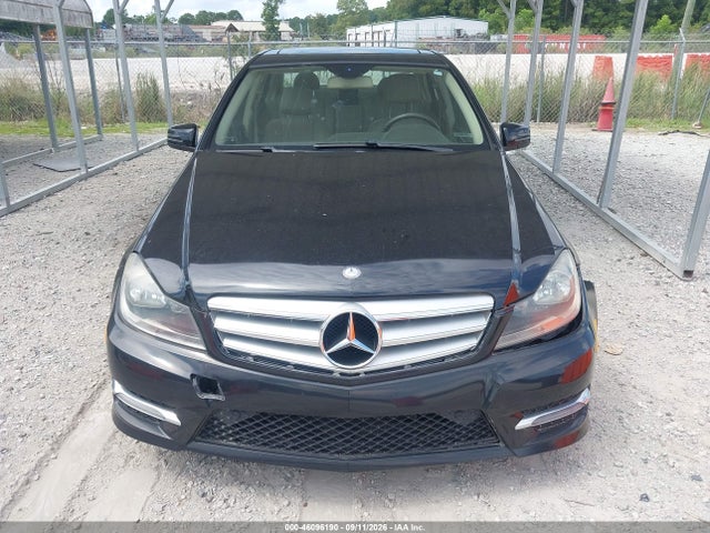 Продаж на аукціоні авто 2013 Mercedes-benz C 300 Sport 4matic, vin: WDDGF8AB3DA880483, номер лоту: 46096190