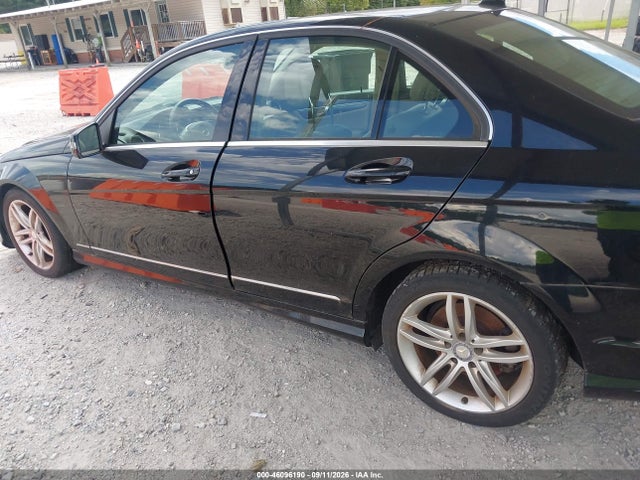 Продаж на аукціоні авто 2013 Mercedes-benz C 300 Sport 4matic, vin: WDDGF8AB3DA880483, номер лоту: 46096190