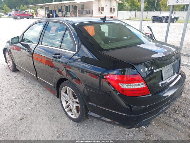 Продаж на аукціоні авто 2013 Mercedes-benz C 300 Sport 4matic, vin: WDDGF8AB3DA880483, номер лоту: 46096190