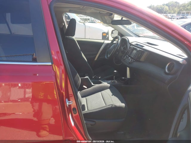 2017 Toyota Rav4 Xle მანქანა იყიდება აუქციონზე, vin: JTMRFREV3HJ159163, აუქციონის ნომერი: 46096194