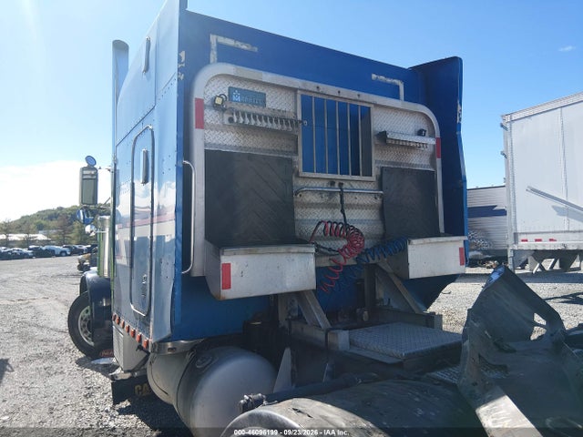 46096199 :رقم المزاد ، 1XP5DB9X7XN479843 vin ، 1999 Peterbilt 379 مزاد بيع