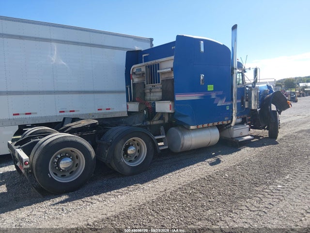 46096199 :رقم المزاد ، 1XP5DB9X7XN479843 vin ، 1999 Peterbilt 379 مزاد بيع