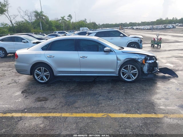 Aukcja sprzedaży 2015 Volkswagen Passat 2.0l Tdi Sel Premium, vin: 1VWCV7A31FC003512, numer aukcji: 46096210