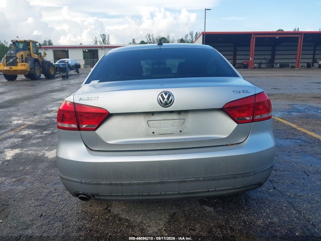 Aukcja sprzedaży 2015 Volkswagen Passat 2.0l Tdi Sel Premium, vin: 1VWCV7A31FC003512, numer aukcji: 46096210