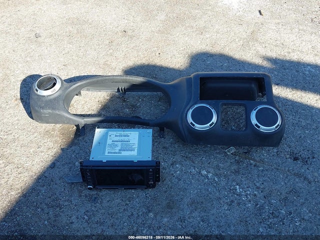 2015 Jeep Wrangler Unlimited Sahara მანქანა იყიდება აუქციონზე, vin: 1C4HJWEG0FL768271, აუქციონის ნომერი: 46096218