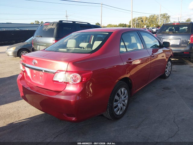 46096221 :رقم المزاد ، 2T1BU4EE3DC935081 vin ، 2013 Toyota Corolla Le مزاد بيع