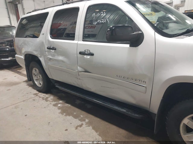 46096243 :رقم المزاد ، 1GNSKKE71ER163335 vin ، 2014 Chevrolet Suburban Ltz مزاد بيع