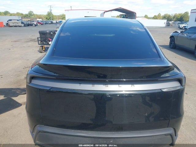 7SAYGDED4TF622630 Tesla Model Y Premium Rear-wheel Drive/rear-wheel Drive