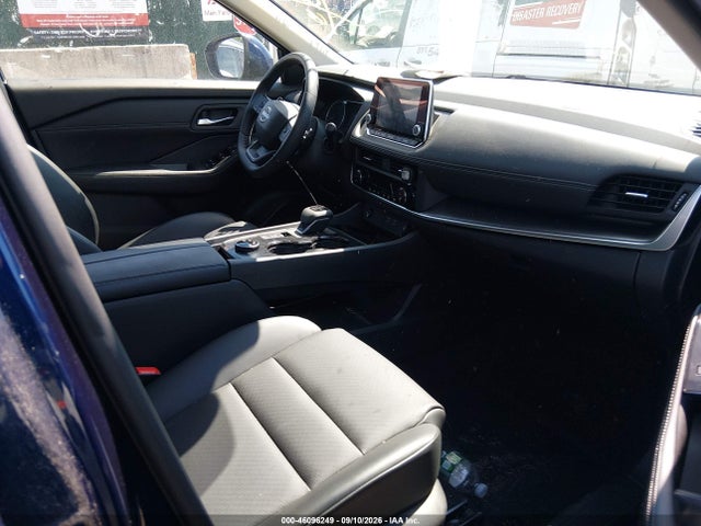 2025 Nissan Rogue Sv Intelligent Awd მანქანა იყიდება აუქციონზე, vin: JN8BT3BB8SW422117, აუქციონის ნომერი: 46096249