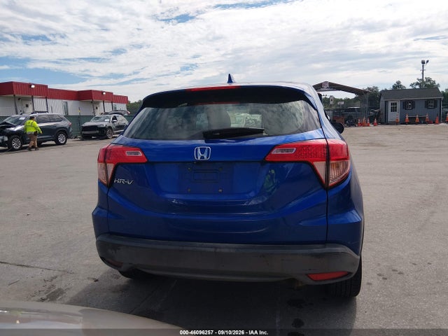46096257 :رقم المزاد ، 3CZRU5H39JM711146 vin ، 2018 Honda Hr-v Lx مزاد بيع