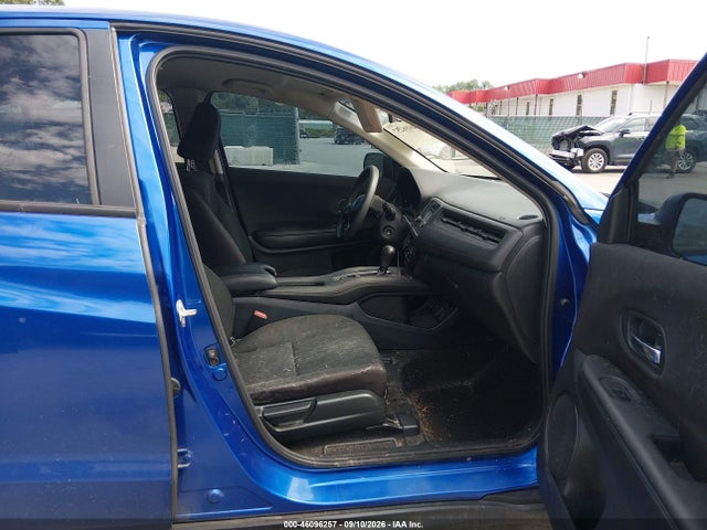 46096257 :رقم المزاد ، 3CZRU5H39JM711146 vin ، 2018 Honda Hr-v Lx مزاد بيع