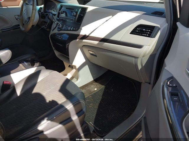 Продаж на аукціоні авто 2012 Toyota Sienna Se 8 Passenger, vin: 5TDXK3DC1CS193727, номер лоту: 46096261