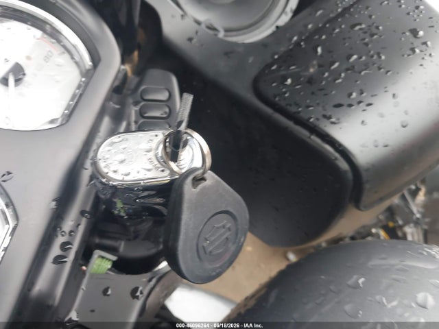 Harley-Davidson FLTRX 2021 1HD1KHC15MB626816 Image 11