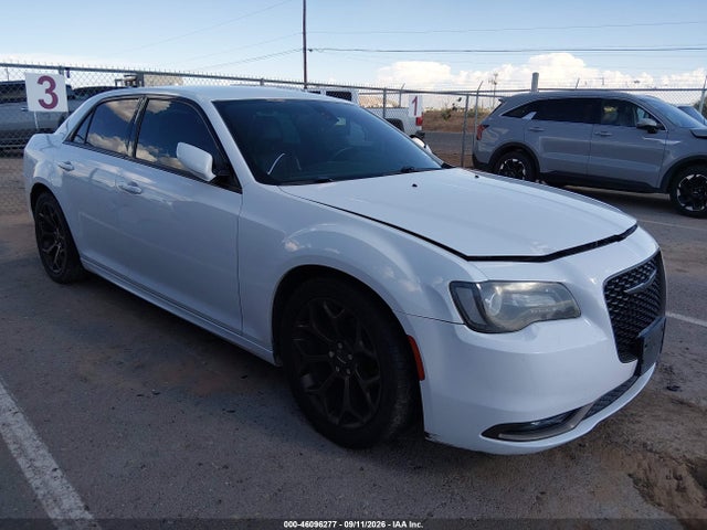 46096277 :رقم المزاد ، 2C3CCABG6GH320793 vin ، 2016 Chrysler 300 300s Alloy Edition مزاد بيع