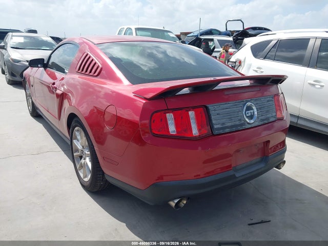 2010 Ford Mustang Gt Premium მანქანა იყიდება აუქციონზე, vin: 1ZVBP8CH9A5151389, აუქციონის ნომერი: 46096336