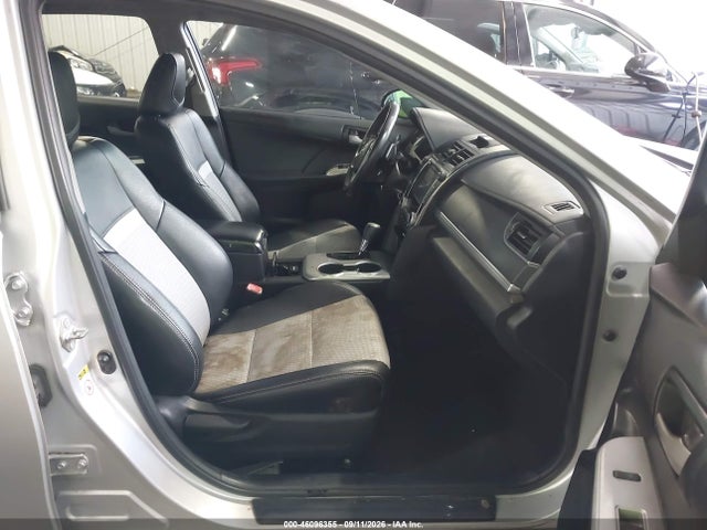 46096355 :رقم المزاد ، 4T1BF1FKXEU861431 vin ، 2014 Toyota Camry Se مزاد بيع