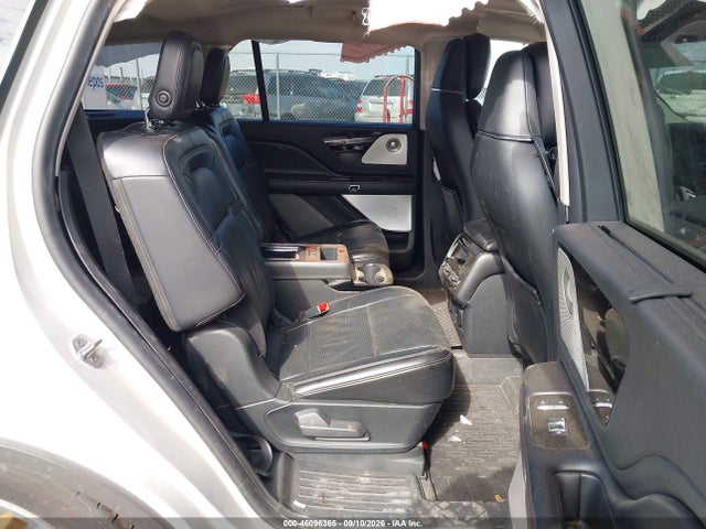 Lincoln Aviator Reserve 2020 5LM5J7XC6LGL28426 Image 8