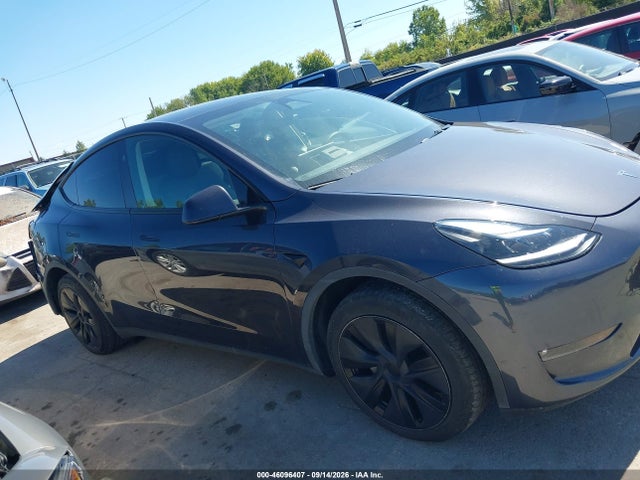 Продаж на аукціоні авто 2024 Tesla Model Y Long Range Dual Motor All-wheel Drive, vin: 7SAYGDEE9RF163337, номер лоту: 46096407