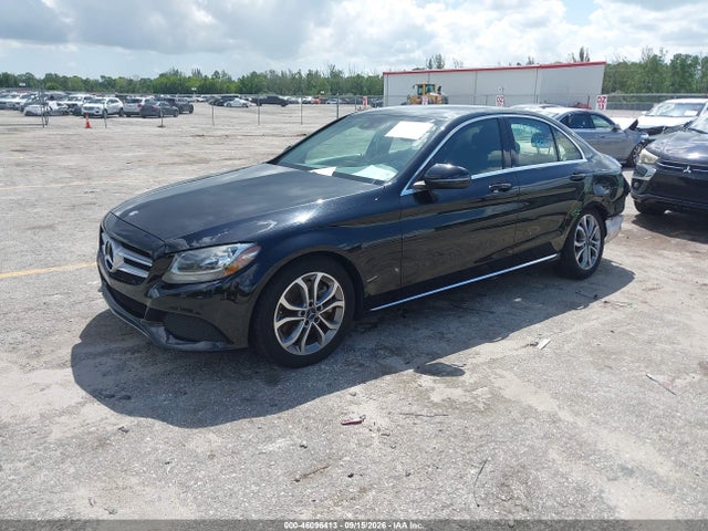 2017 Mercedes-benz C 300 მანქანა იყიდება აუქციონზე, vin: 55SWF4JBXHU197562, აუქციონის ნომერი: 46096413