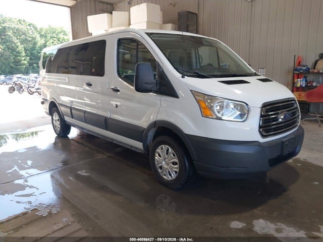 46096427 :رقم المزاد ، 1FBZX2ZM2FKB01630 vin ، 2015 Ford Transit-350 Xlt مزاد بيع