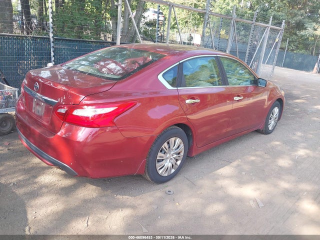46096453 :رقم المزاد ، 1N4AL3APXHC150884 vin ، 2017 Nissan Altima 2.5 S مزاد بيع